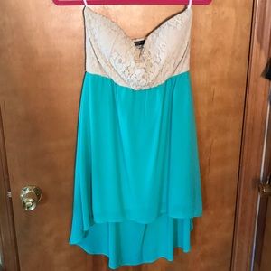 Strapless dress
